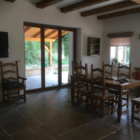 The Retreat Villa Zdarky Luaran gambar