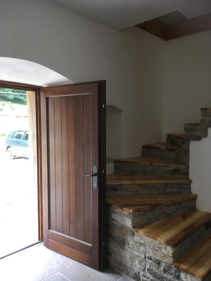 The Retreat Villa Zdarky Luaran gambar
